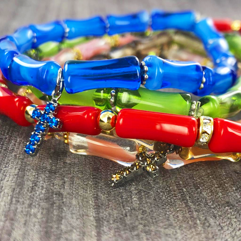 Rechthoekige buisjes glaskralen 15mm zwart per 1 stuk