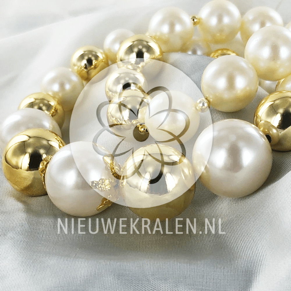 Ronde kunststof kralen inspiratie met een metallic look