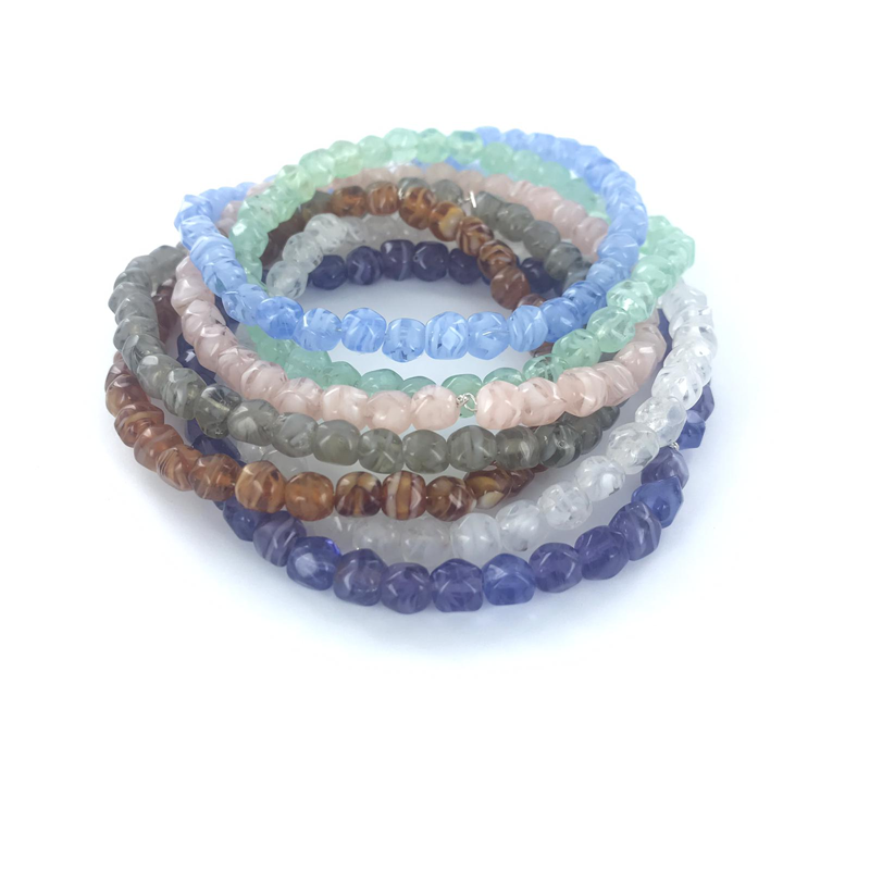 Kleine glaskralen 7mm rond facet paars per 25 gram