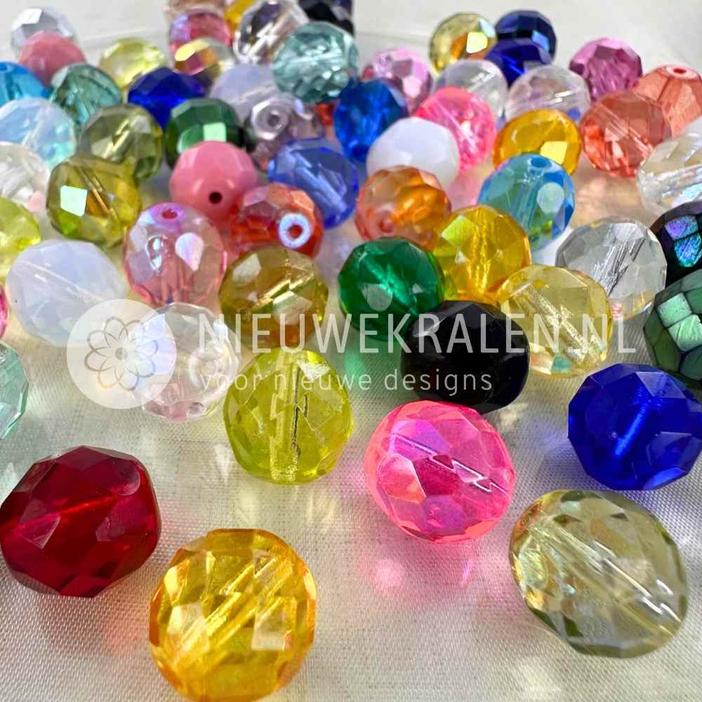 Tsjechische facet kralen 12 mm – Fire Polished glaskralen van Preciosa uit Tsjechië in diverse kleuren en afwerkingen, perfect voor sieraden met subtiele volume en schittering.