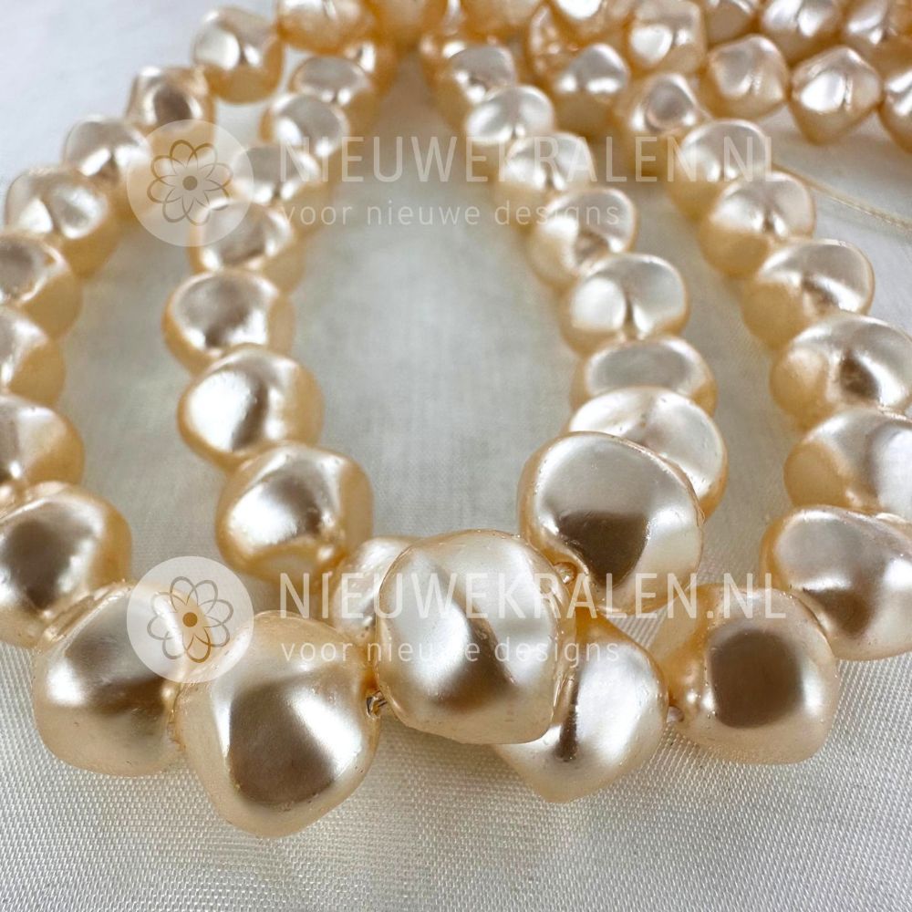 Barok glasparels 12 mm Cream – parels in parelmoer crème