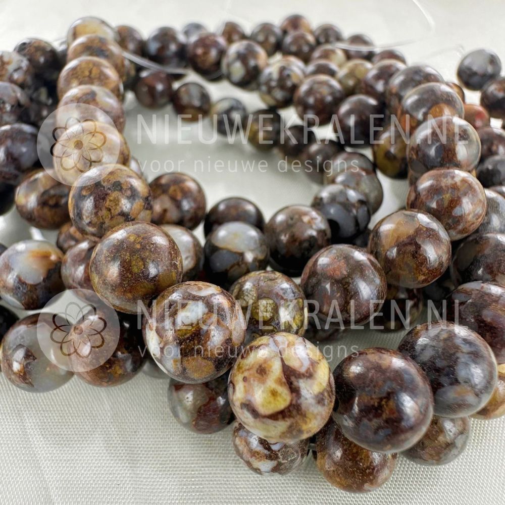 Brown Opal natuursteen kralen rond 8 mm met bruine, crème- en grijstinten en subtiele mosgroene nuances
