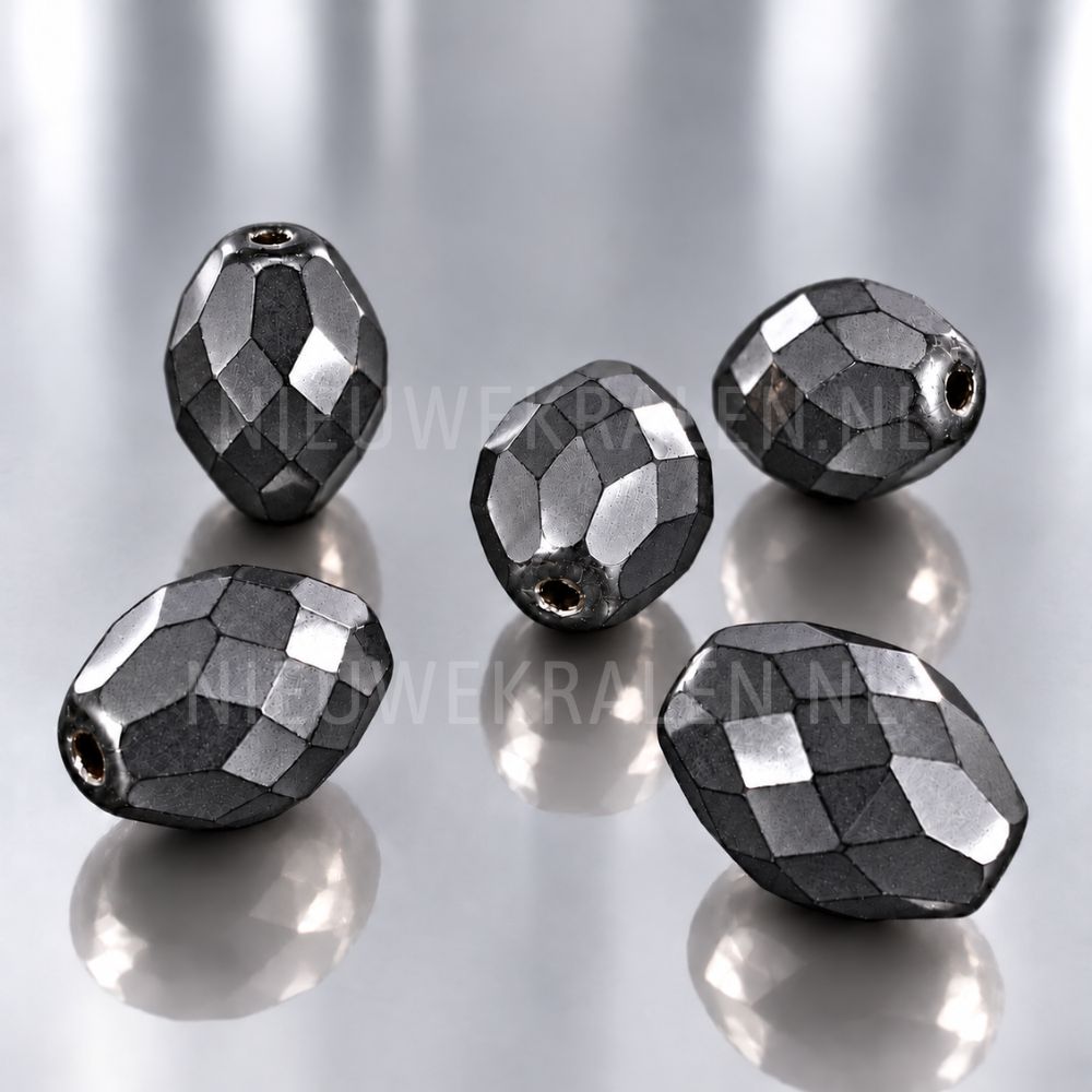 Fire Polished facet kralen ovaal 15 mm x 11 mm antraciet van Preciosa uit Tsjechië