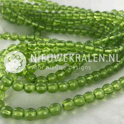 Glaskralen rond groen mat/glans 6 mm met karakteristieke afwerking