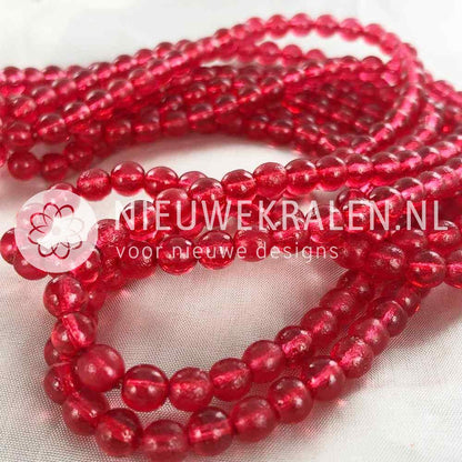 Glaskralen rond rood mat/glans 6 mm met karakteristieke afwerking