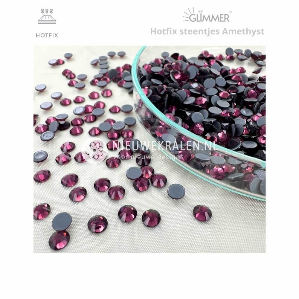 Glimmer hotfix steentjes SS20 in de kleur Amethyst met vaste lijmlaag