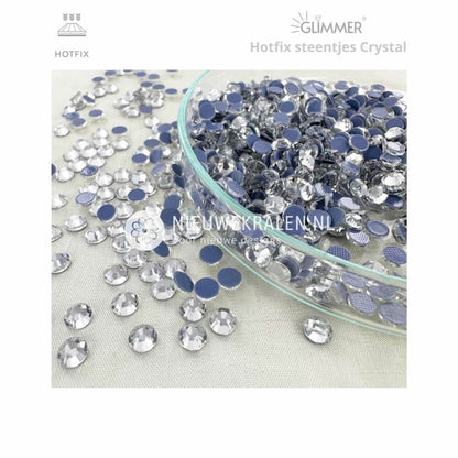 Glimmer hotfix steentjes SS20 in de kleur Crystal met vaste lijmlaag