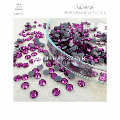 Glimmer hotfix steentjes SS20 in de kleur Fuchsia met vaste lijmlaag