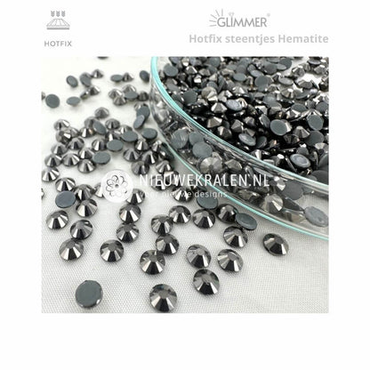 Glimmer hotfix steentjes SS20 in de kleur Crystal Hematite met vaste lijmlaag