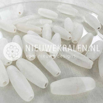 Handgemaakte glaskralen ovaal mat kristal 22×8mm – uniek en ambachtelijk
