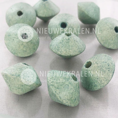 Keramiek kralen konisch mat groen 18x13 mm van Grieks keramiek