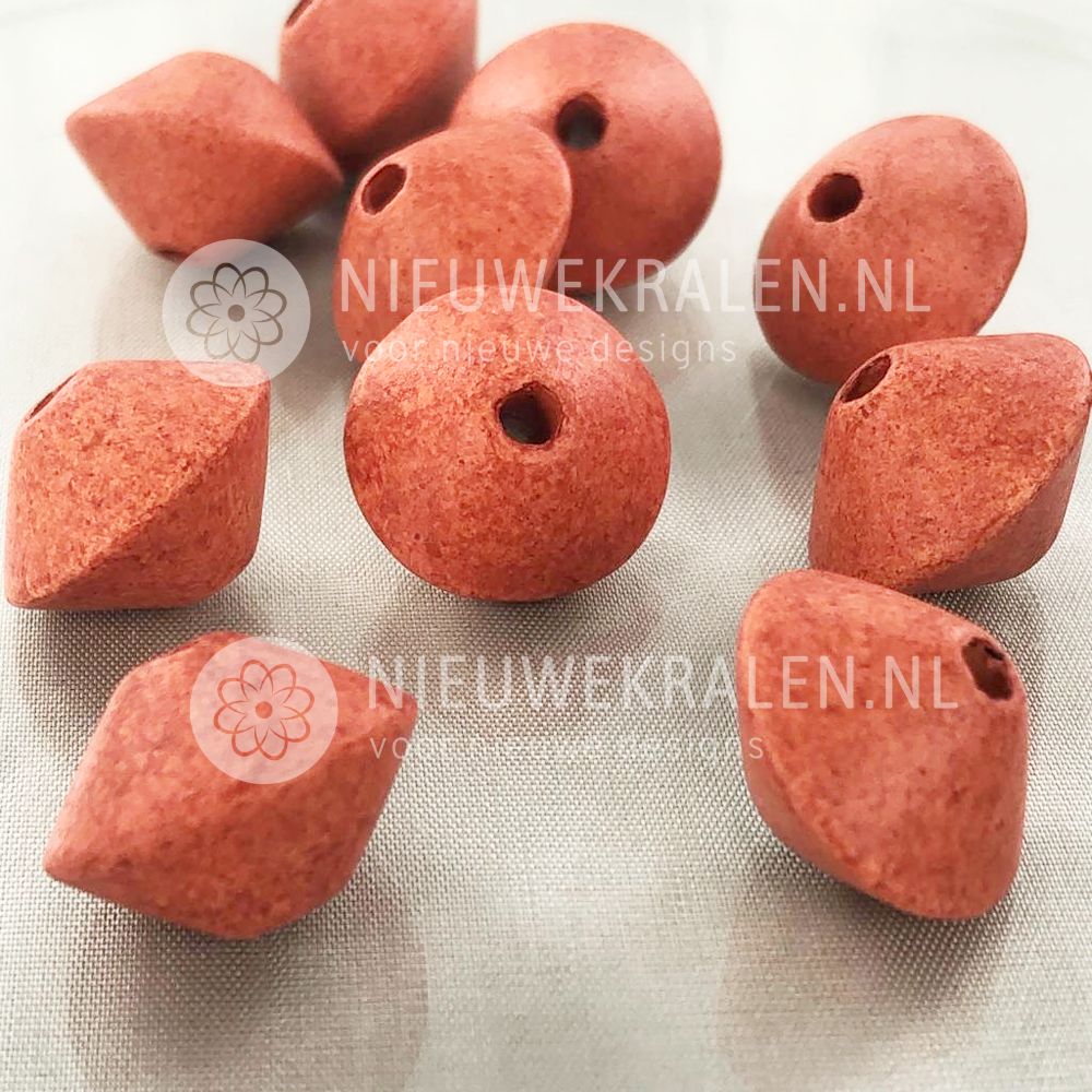 Konische keramiek kralen 18x13 mm in de kleur terracotta met matte afwerking
