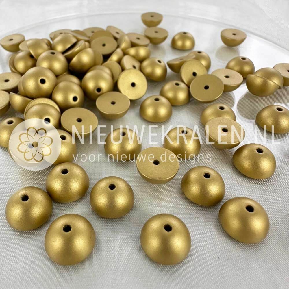 Kunststof halve kralen van 10 mm in een goud kleur