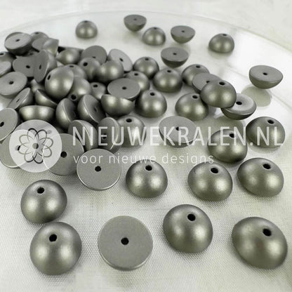 Kunststof halve kralen van 10 mm in grijze kleur