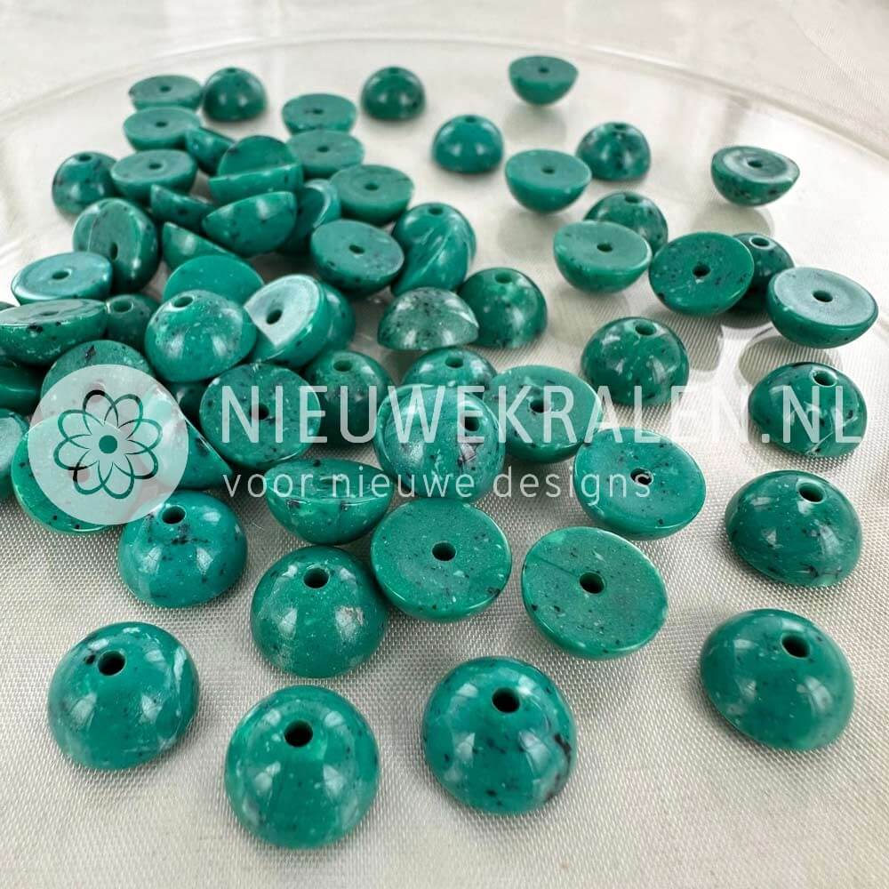 Kunststof halve kralen van 10 mm in turquoise kleur