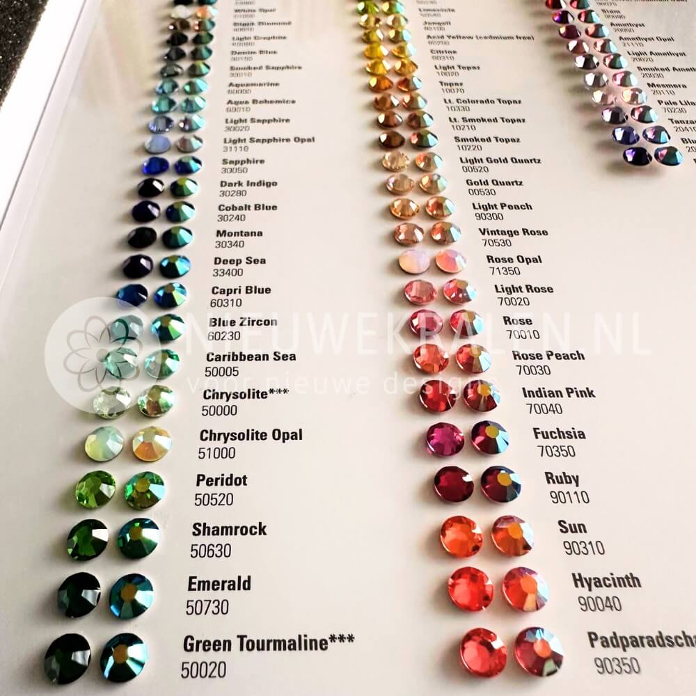 Preciosa hotfix steentjes kleurenkaart Crystal en AB kleuren