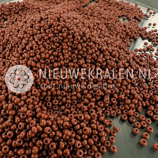 Preciosa rocailles 11/0 brown tango 2 mm Tsjechische glaskralen bruin