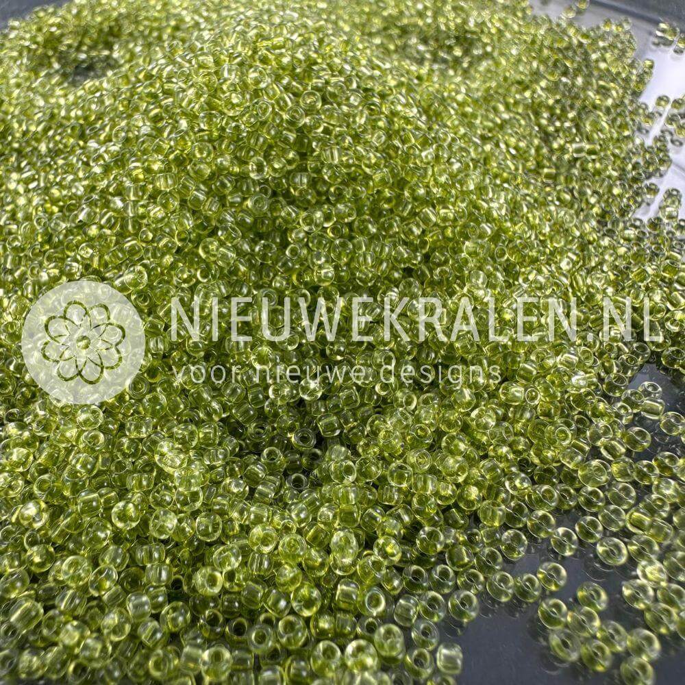 Preciosa rocailles 11/0 nature green 2 mm Tsjechische glaskralen transparant groen