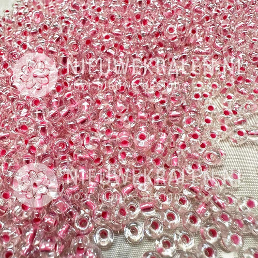 Preciosa rocailles 6/0 Crystal Colour Lined Light Pink (38695) – transparante Tsjechische seed beads van ca. 4 mm met roze kern/lining