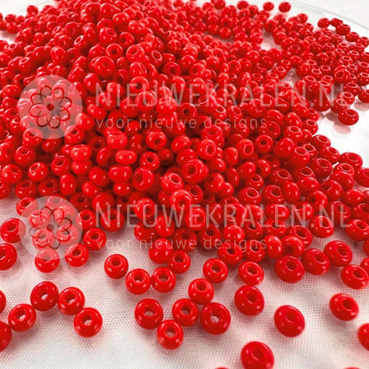 Preciosa rocailles 6/0 Red Coral – Tsjechische seed beads en borduurkralen in de kleur rood van ca. 4 mm