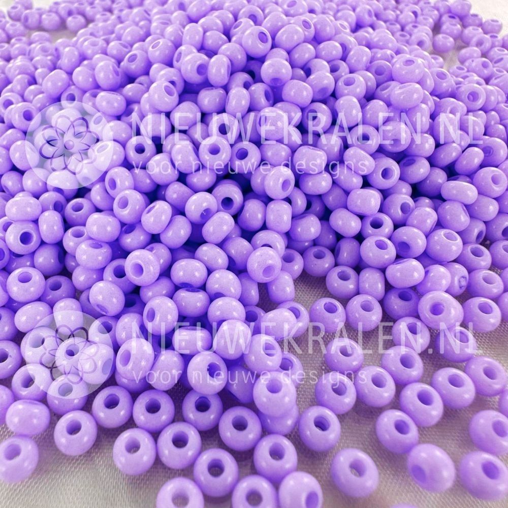 Preciosa rocailles 6/0 Violet Lilac (03223) – Lila paarse Tsjechische seed beads en borduurkralen van ca. 4 mm