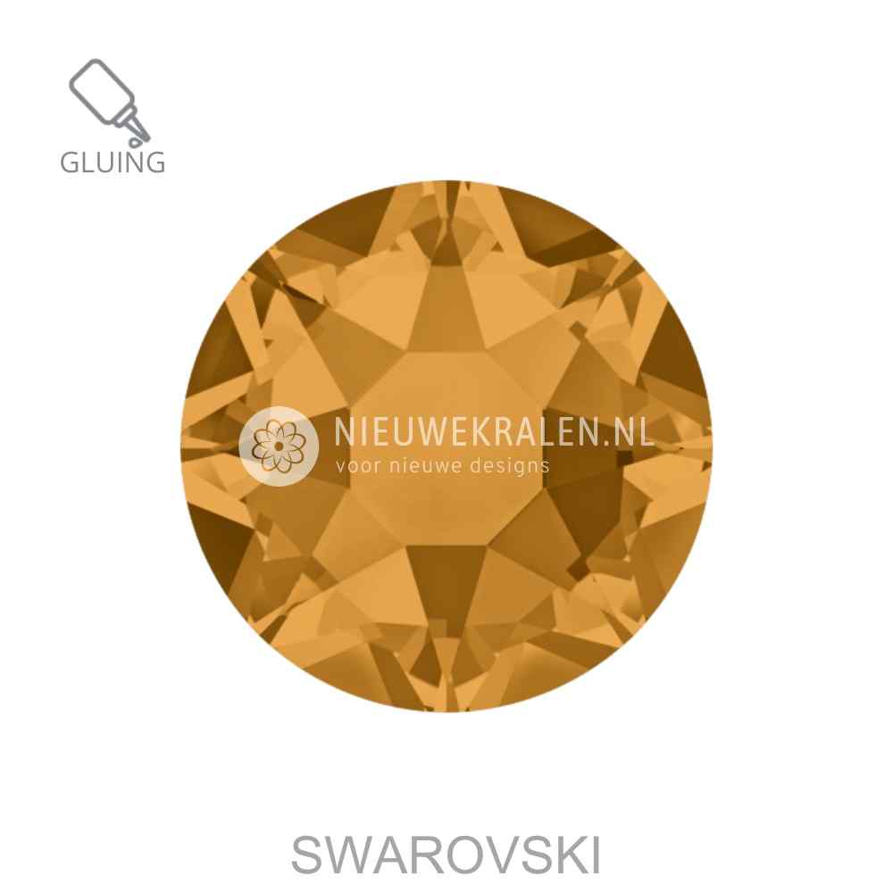 Swarovski plakstenen Non Hotfix Topaz (203) – luxe flatback kristallen zonder lijmlaag in een bruine tint met een gouden ondertoon.