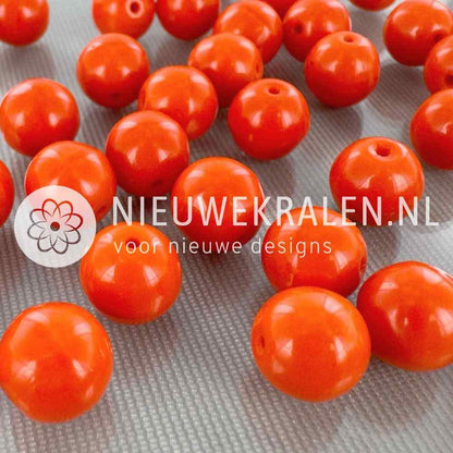 Tsjechische glaskralen rond 10mm oranje opaque – pressed beads Boheems glas