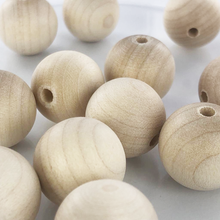 Afbeelding in Gallery-weergave laden, Blanke houten kralen rond 20mm Nieuwekralen
