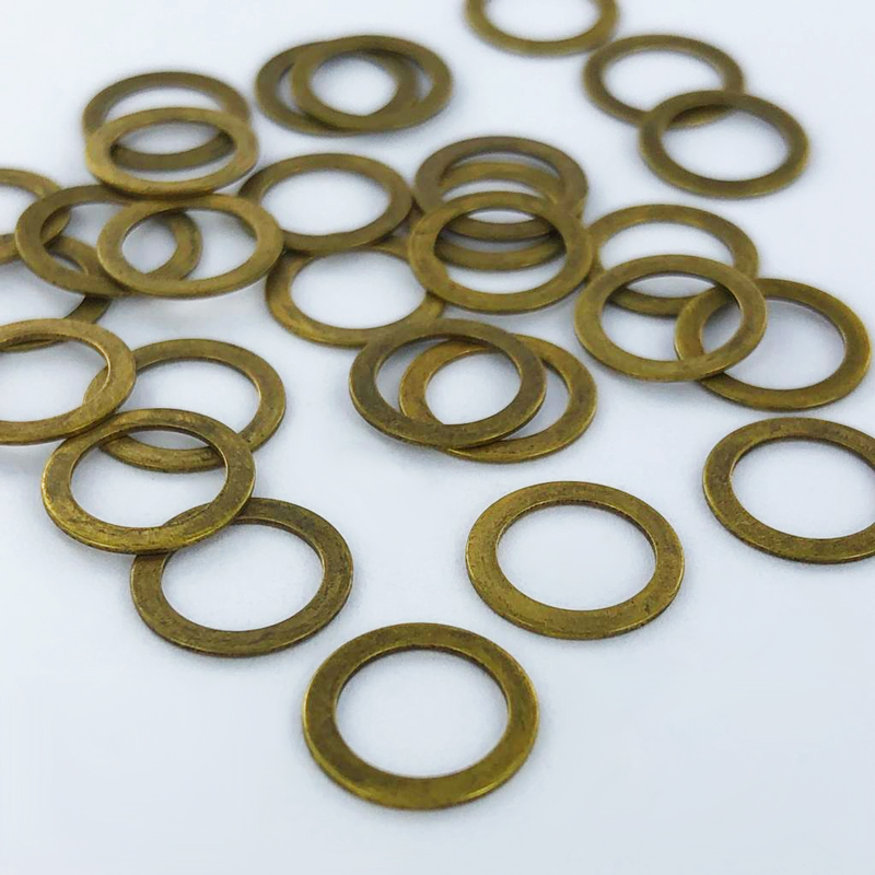 Gesloten ring rond 10mm antiek goud per 3 stuks