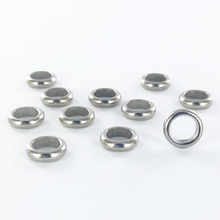 Afbeelding in Gallery-weergave laden, Gesloten ringen rond 10mm zilver per 1 stuk
