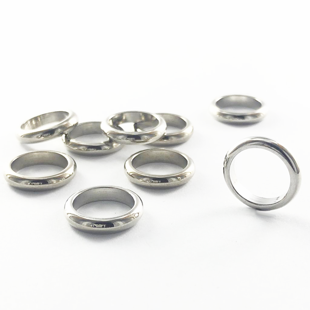 Gesloten ringen rond 14mm zilver per 1 stuk
