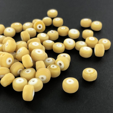 Afbeelding in Gallery-weergave laden, Glaskralen cilinder 7mm mat beige per 10 gram
