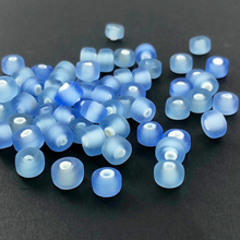 Afbeelding in Gallery-weergave laden, Glaskralen cilinder 7mm mat blauw per 10 gram
