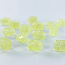 Afbeelding in Gallery-weergave laden, Glaskralen pastel geel 12mm per 10 stuks

