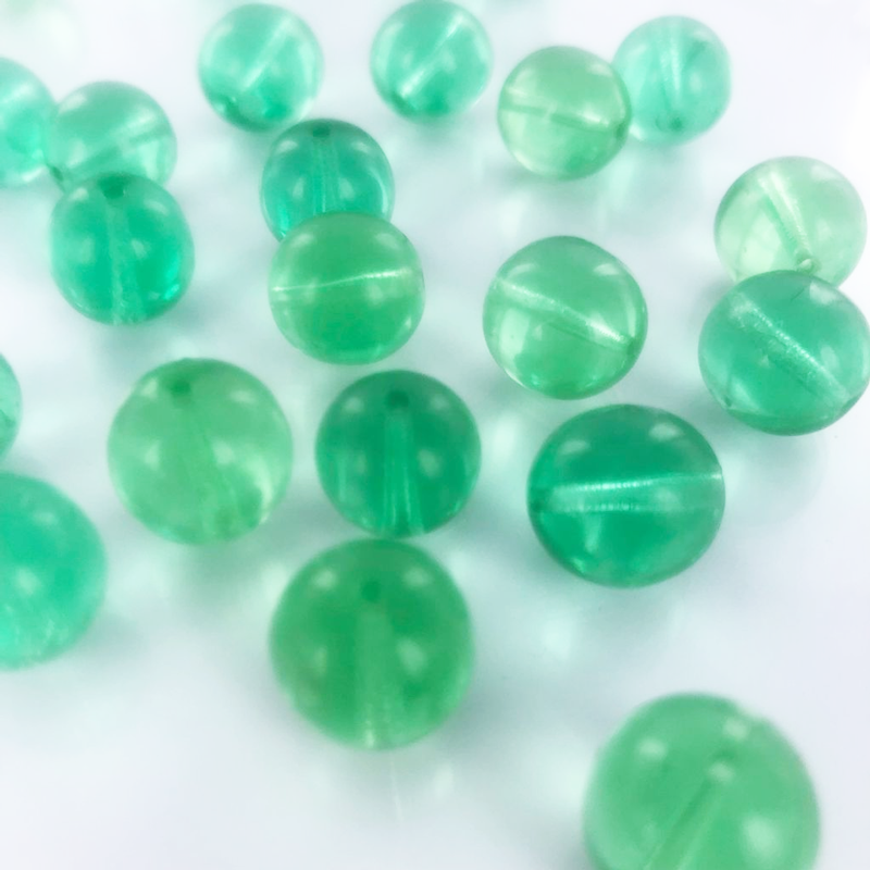 Glaskralen rond lichtgroen 12mm per 5 stuks