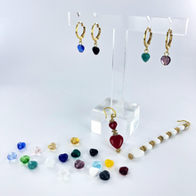 Afbeelding in Gallery-weergave laden, Hartjes kralen glas roze 9mm per 5 stuks
