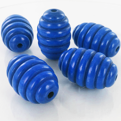 Houten kralen ribbel ovaal 30mm blauw per 1 stuk