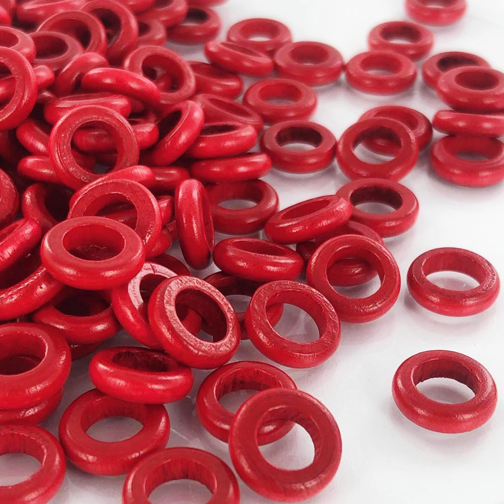 Houten ringen 10mm rood per 5 stuks