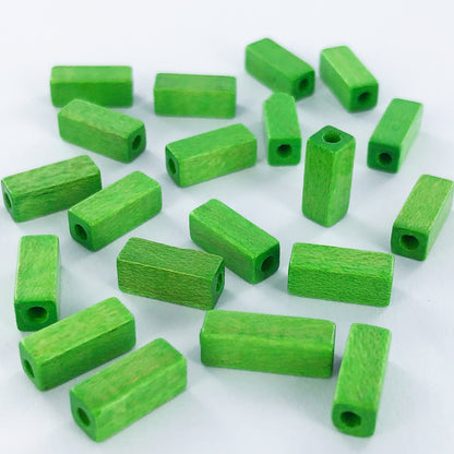 Houten kralen staafje 10mm groen per 10 stuks