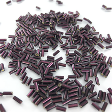 Afbeelding in Gallery-weergave laden, Staafjes kralen bugle beads 5mm paars
