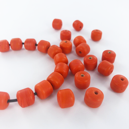 Bloedkoraal imitatie koraal kralen glas cilinder oranje 9mm